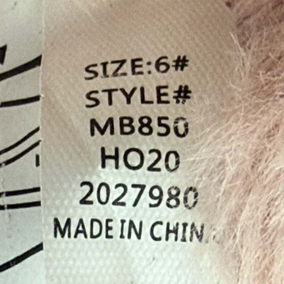 Madewell • Quilted Scuff Slippers in Recycled Faux Fur Size 6. like new - Picture 13 of 13